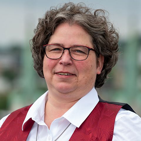 Portrait von Schwester Heike Rakutt